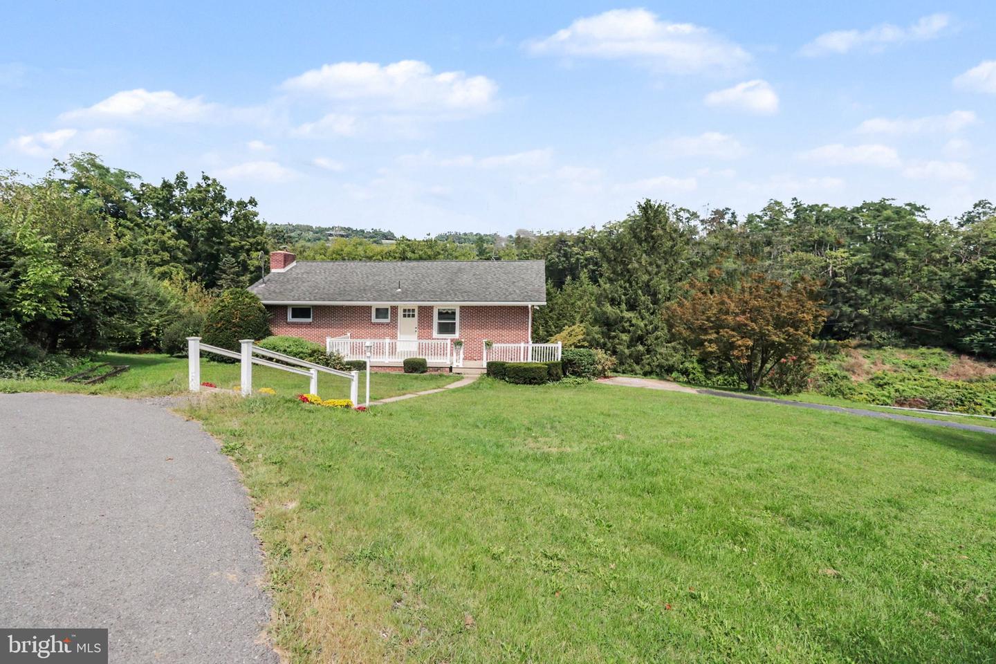 1445 Loop Road, Lewistown, PA 17044 — photo 2
