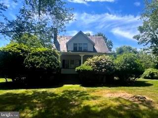 339 E Brown St — photo