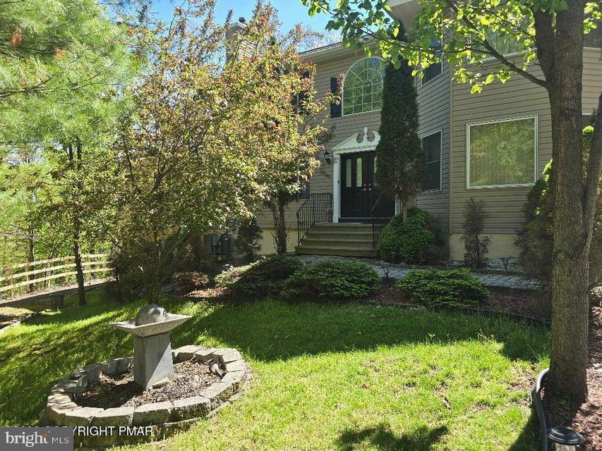 519 Norman Ct — photo