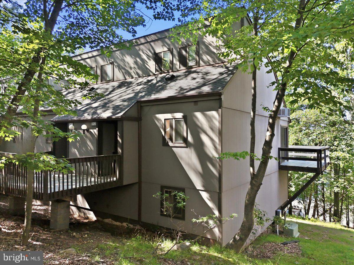 126 Cross Country Ln — photo
