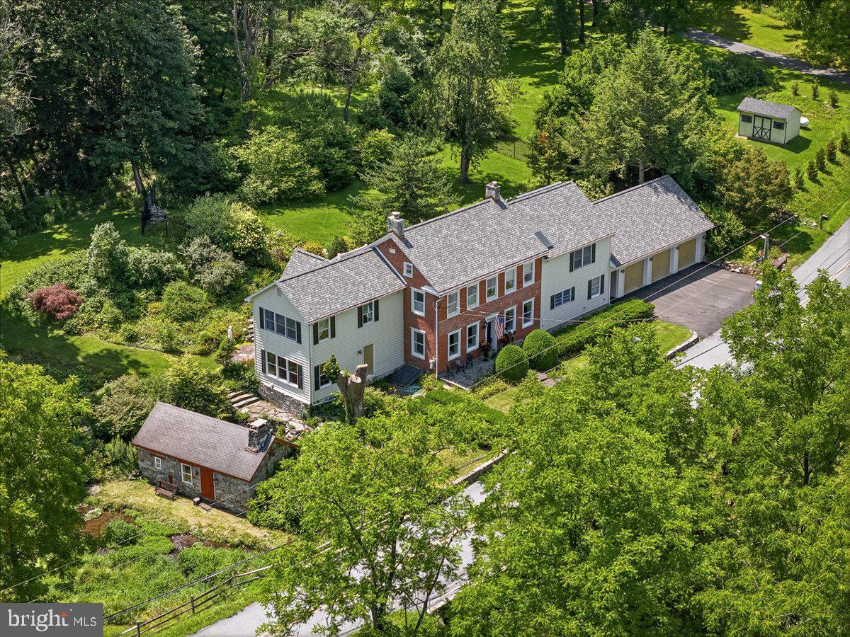 105 Fetherman Road, Stroudsburg, PA 18360