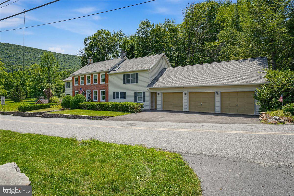105 Fetherman Road, Stroudsburg, PA 18360 — photo 3