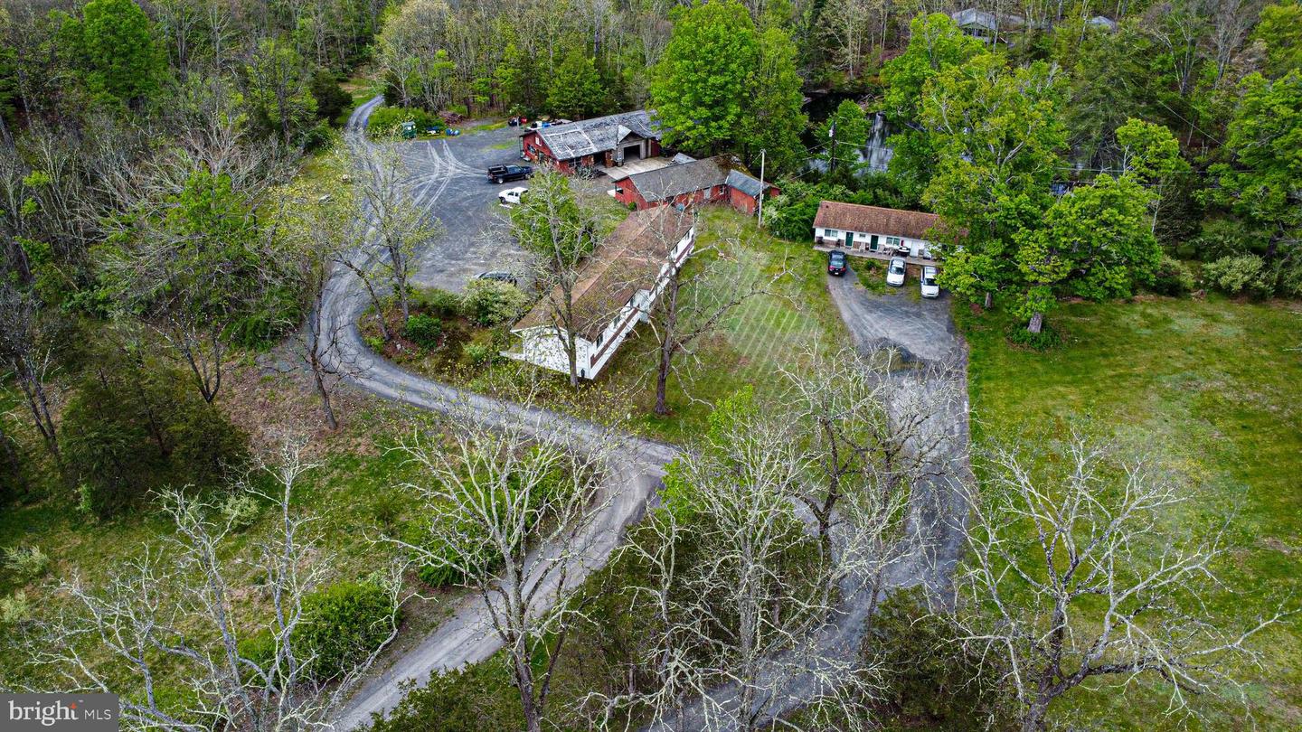 174 Sports Camp Rd — photo