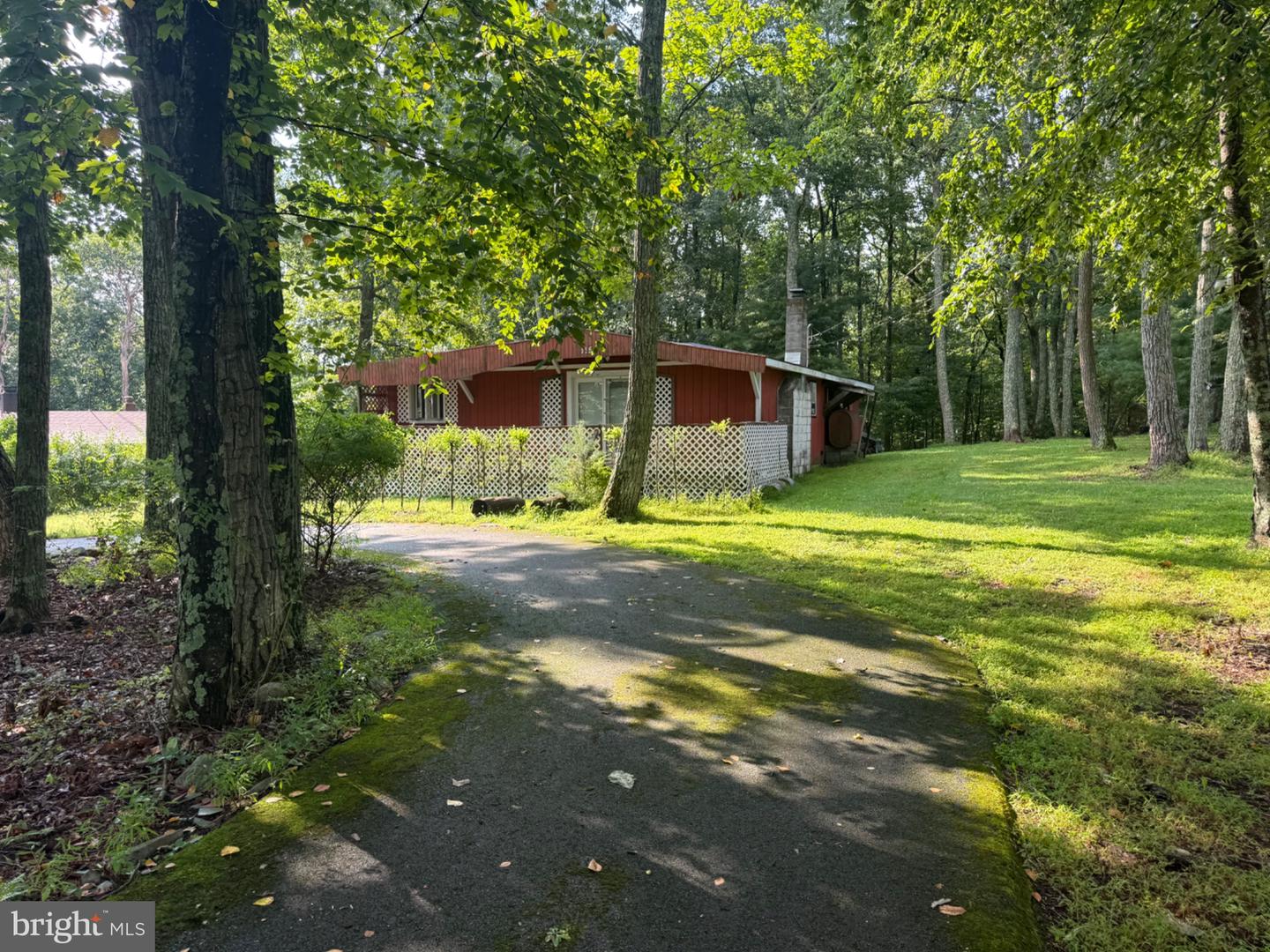 1222 Valley Dr — photo