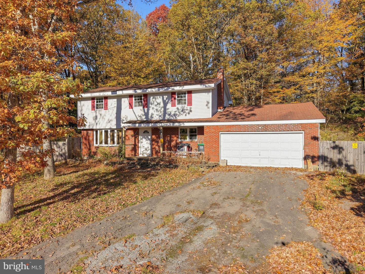10 Hemlock Rd — photo