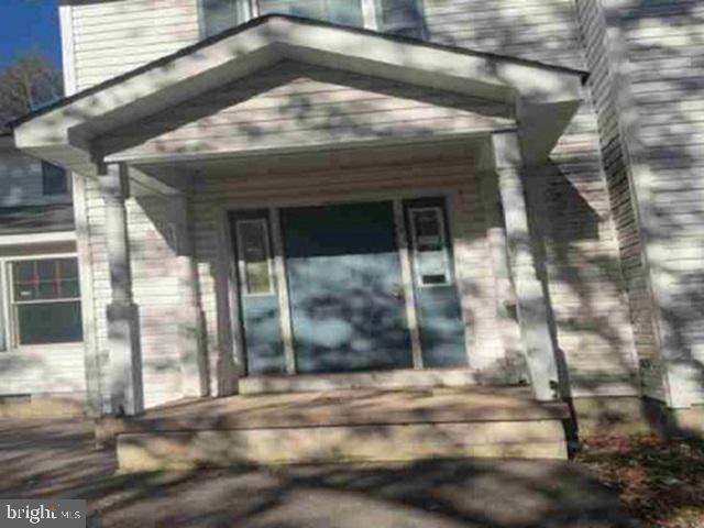 2279 Green Rd — photo