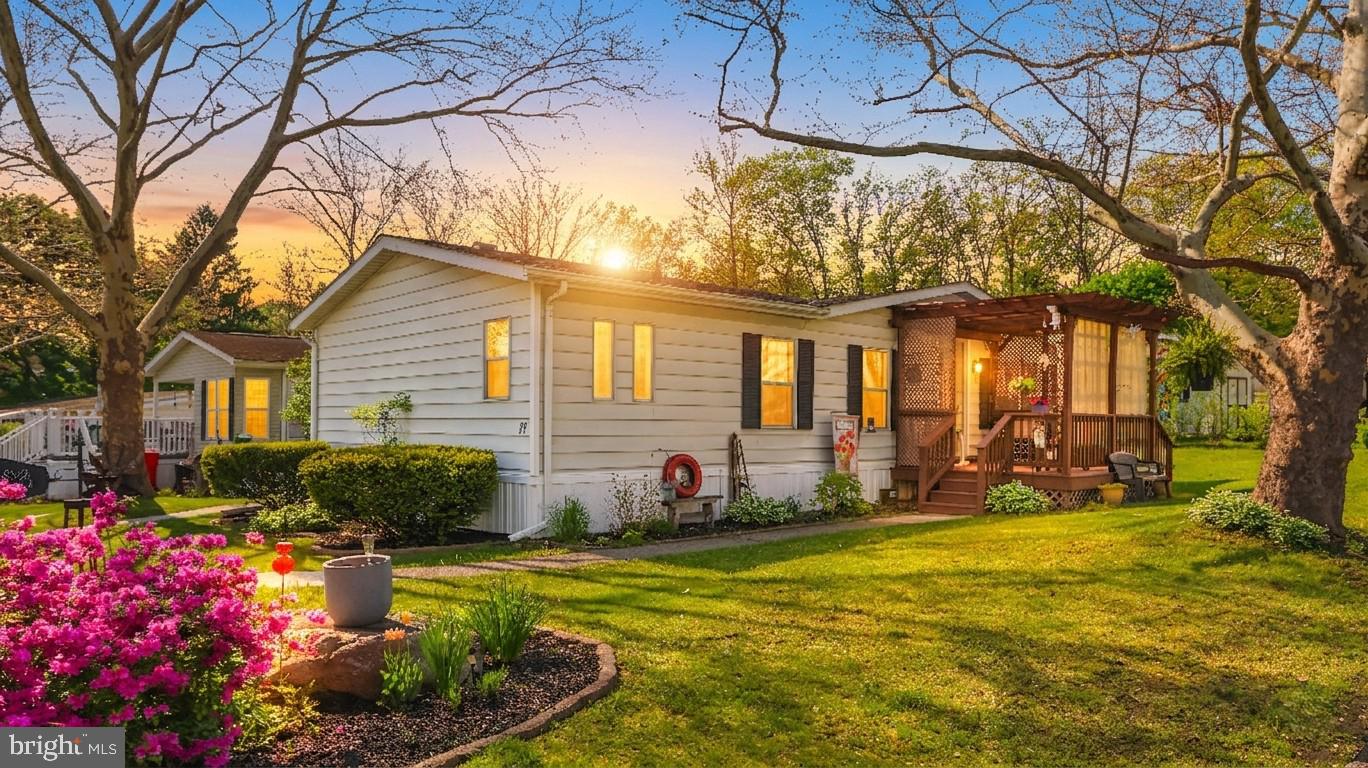 17 Valley View Dr — photo