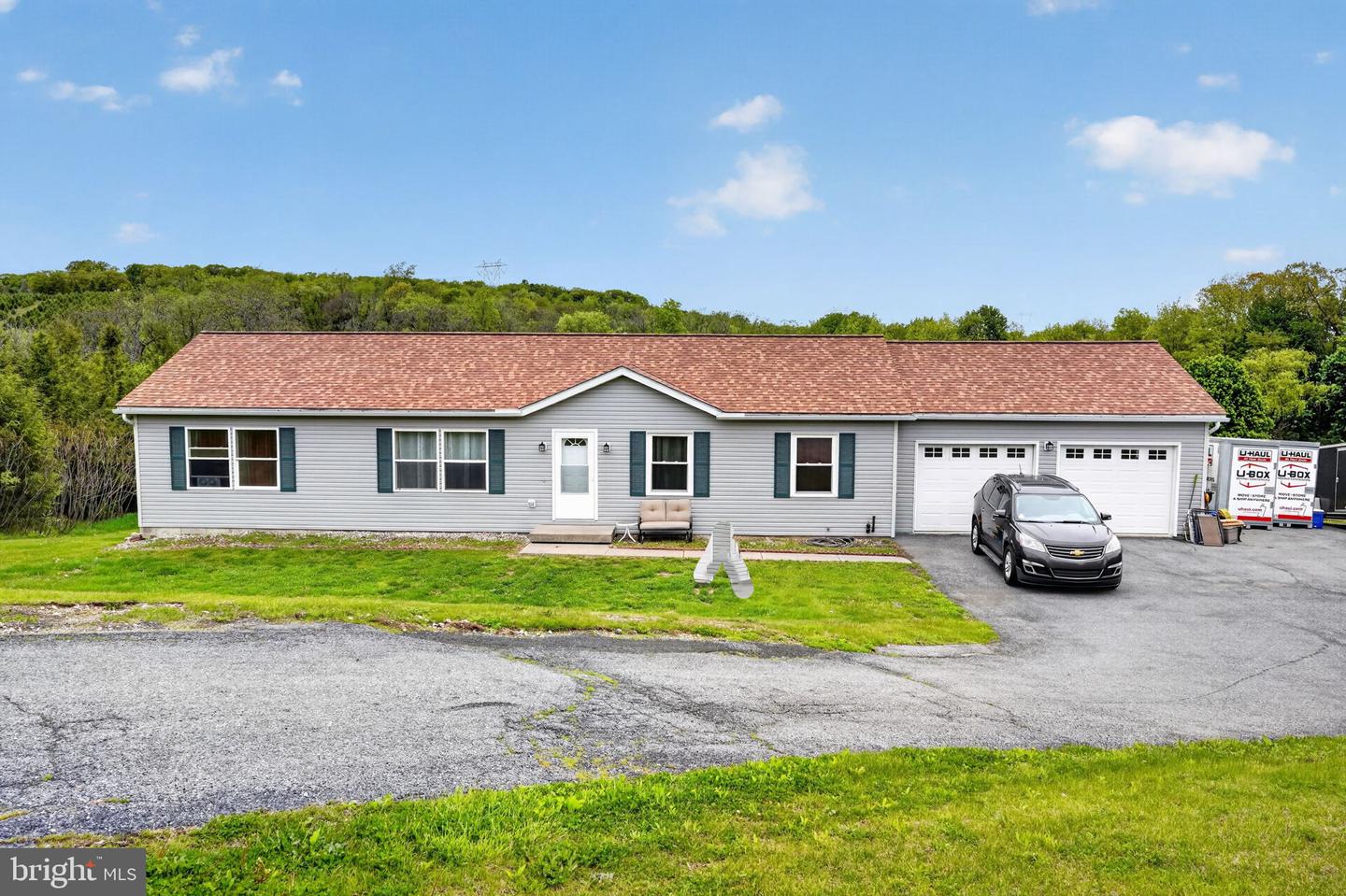 544 Bauer Road, Bath, PA 18014