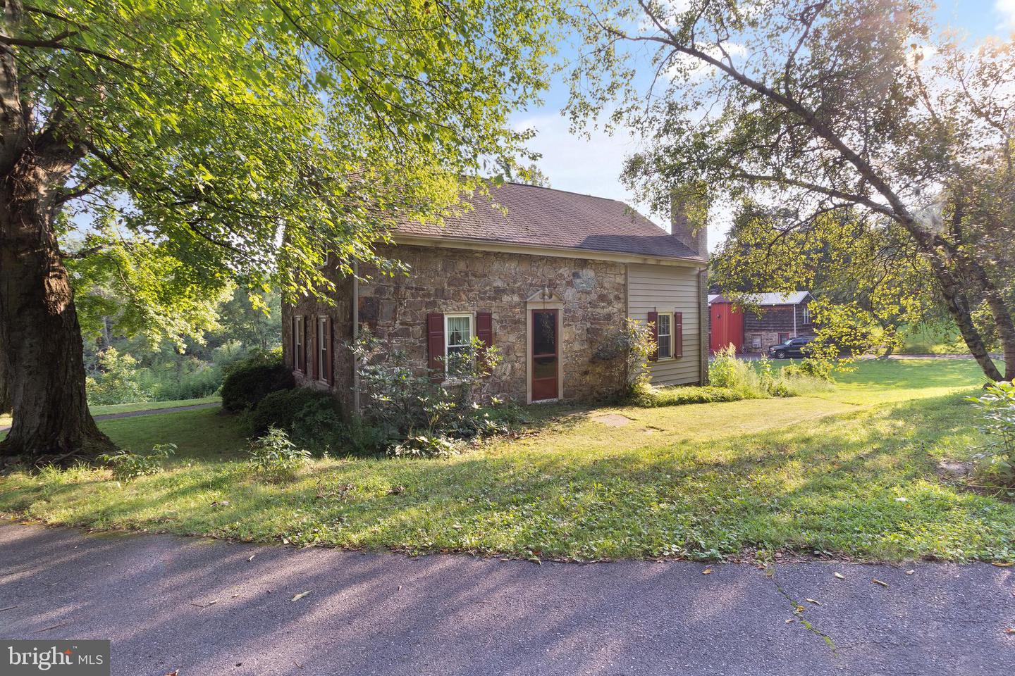2155 Morgan Hill Rd — photo
