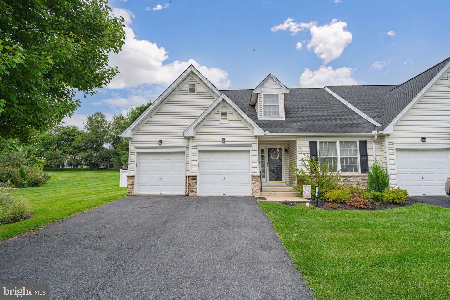 1325 Briarwood Ln — photo