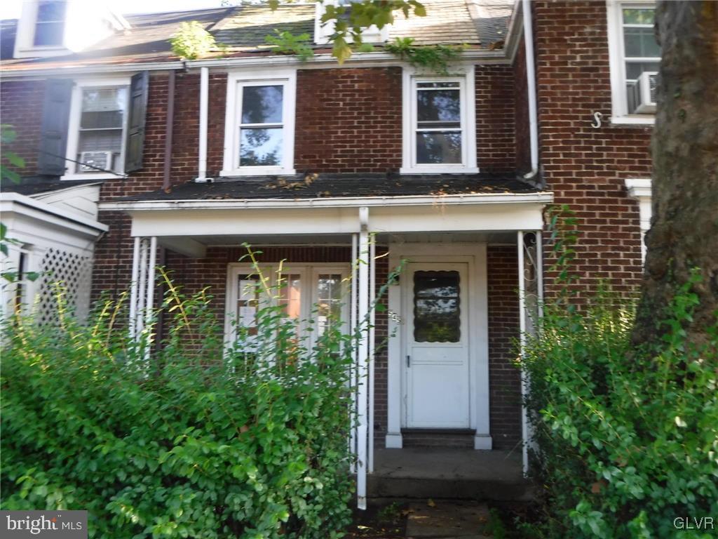 545 Park Pl — photo