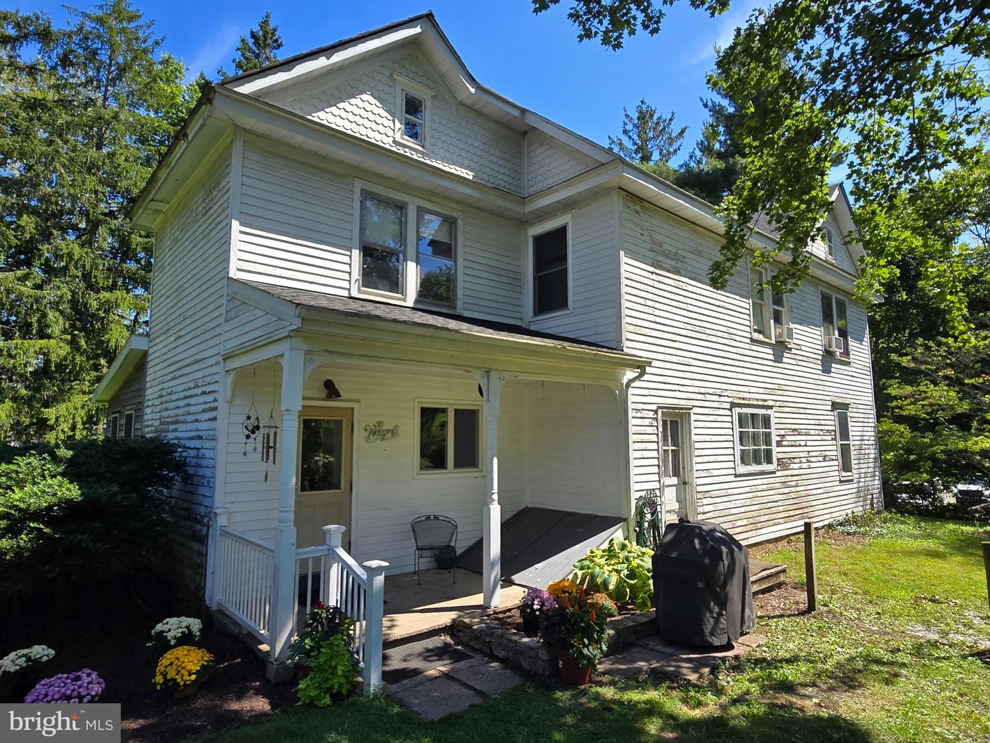 105 Browns Dr — photo