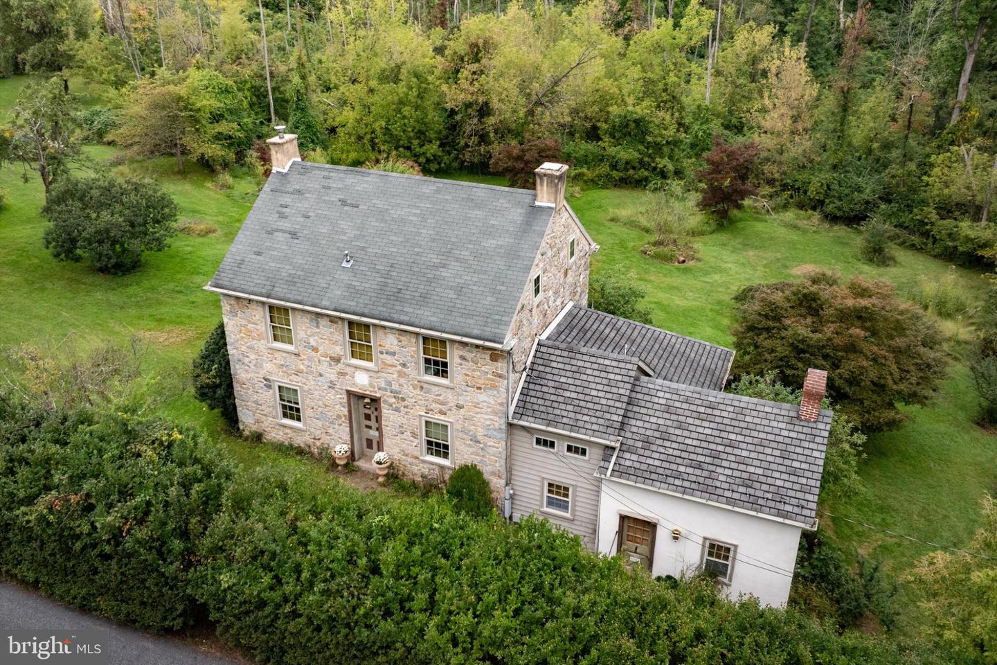 885 Browns Dr — photo