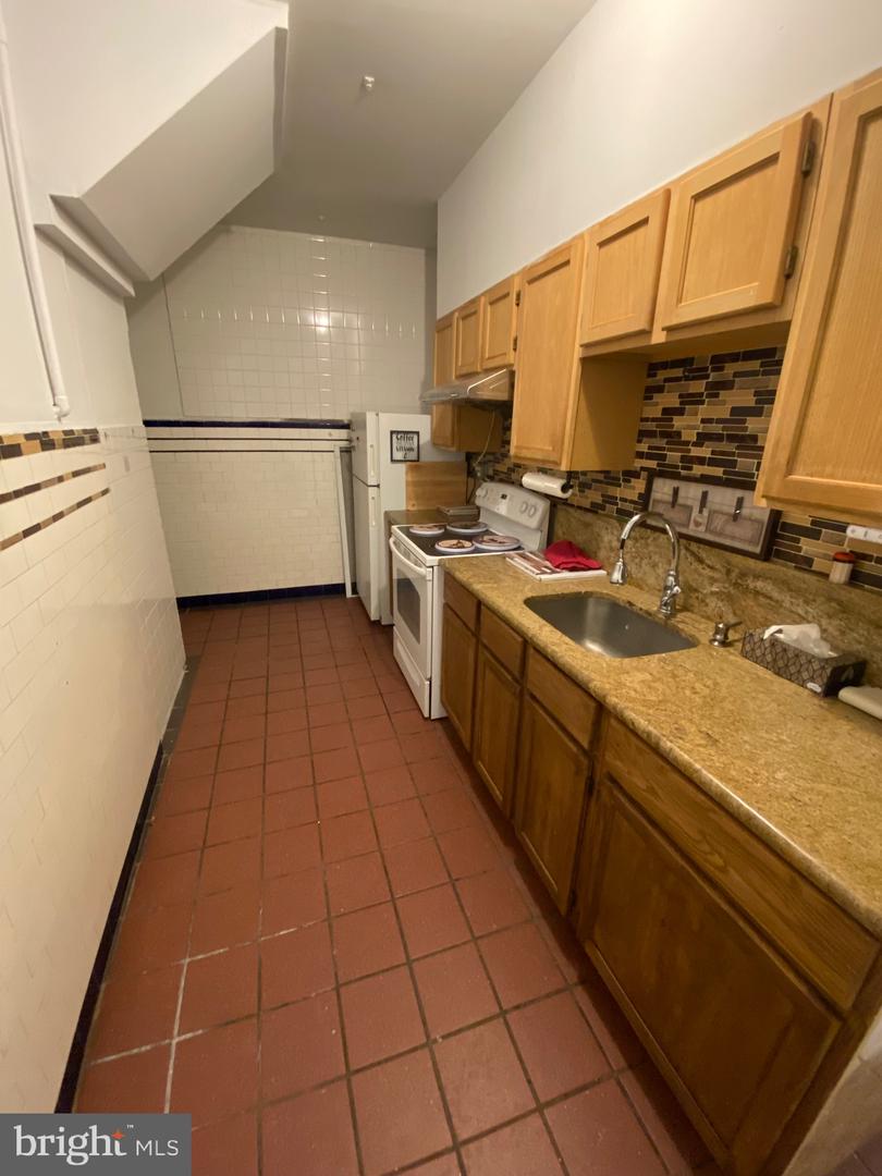 1162 S 10th Street, Philadelphia, PA 19147 — photo 3