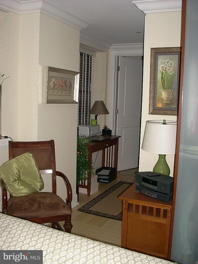 1701-15 Locust St #1717 — photo