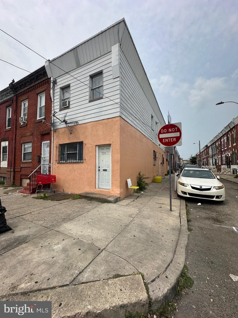 715 W Ritner Street, Philadelphia, PA 19148