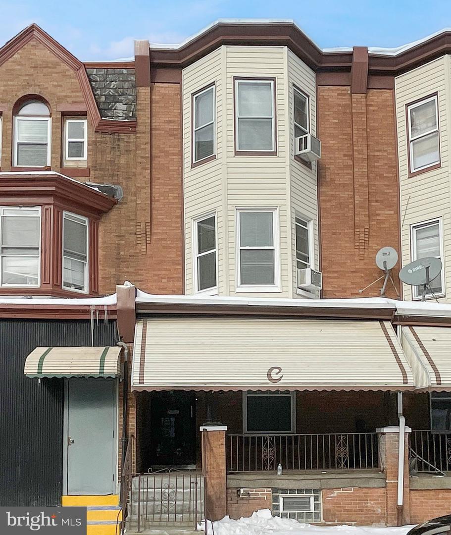 2835 W Lehigh Ave — photo