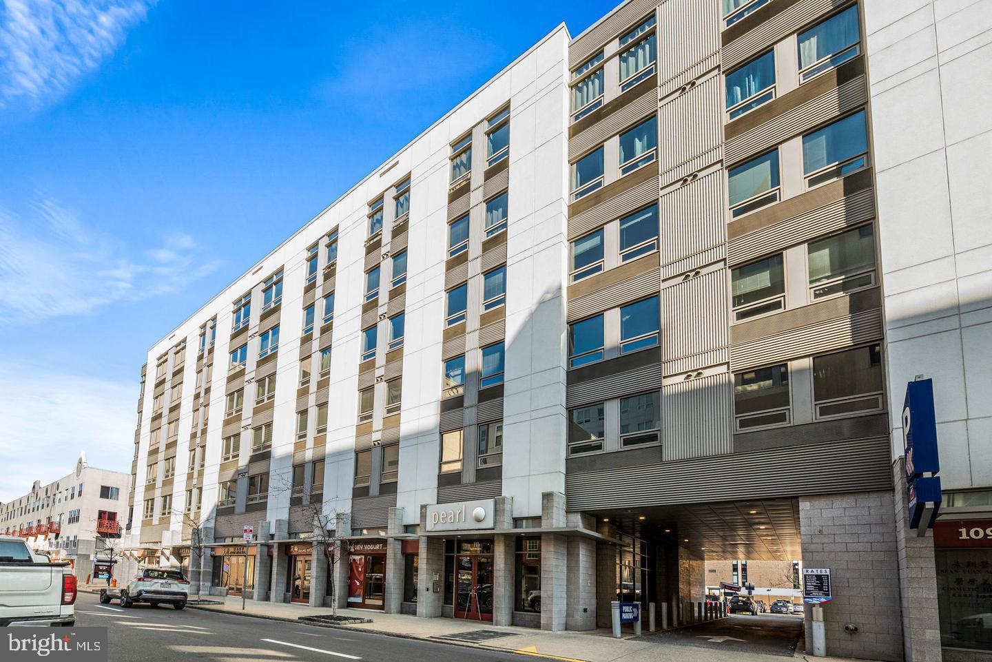 815--37 Arch St #209 — photo