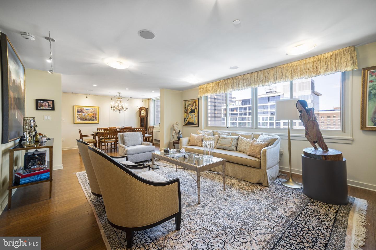 1919 Chestnut St #2901/02/24 — photo