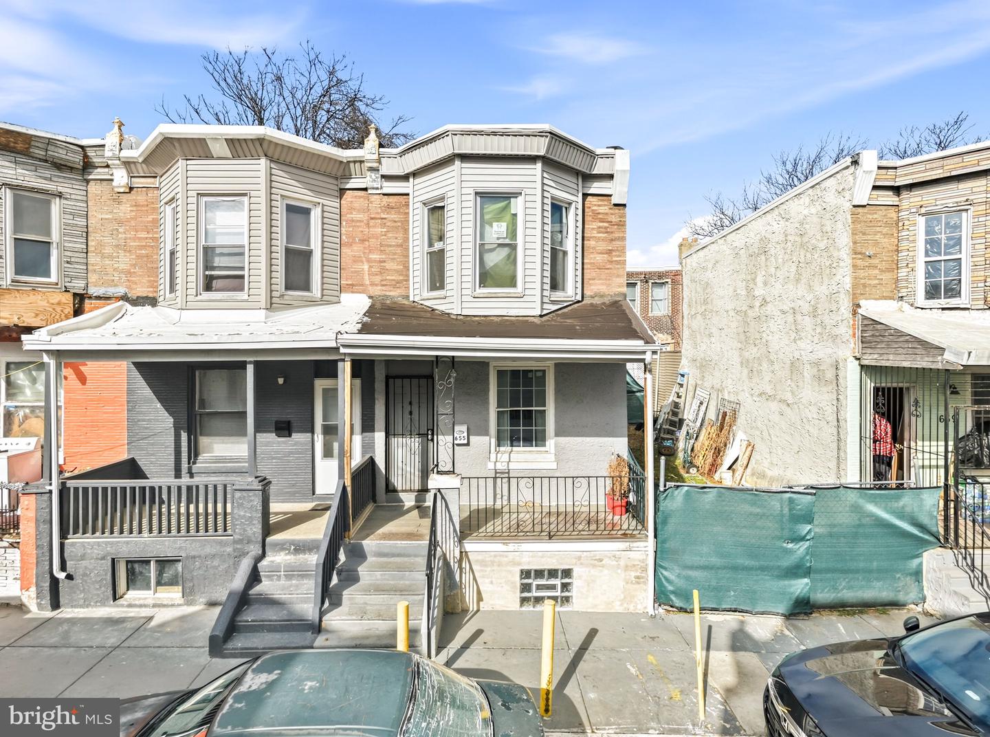 655 E Thayer St — photo
