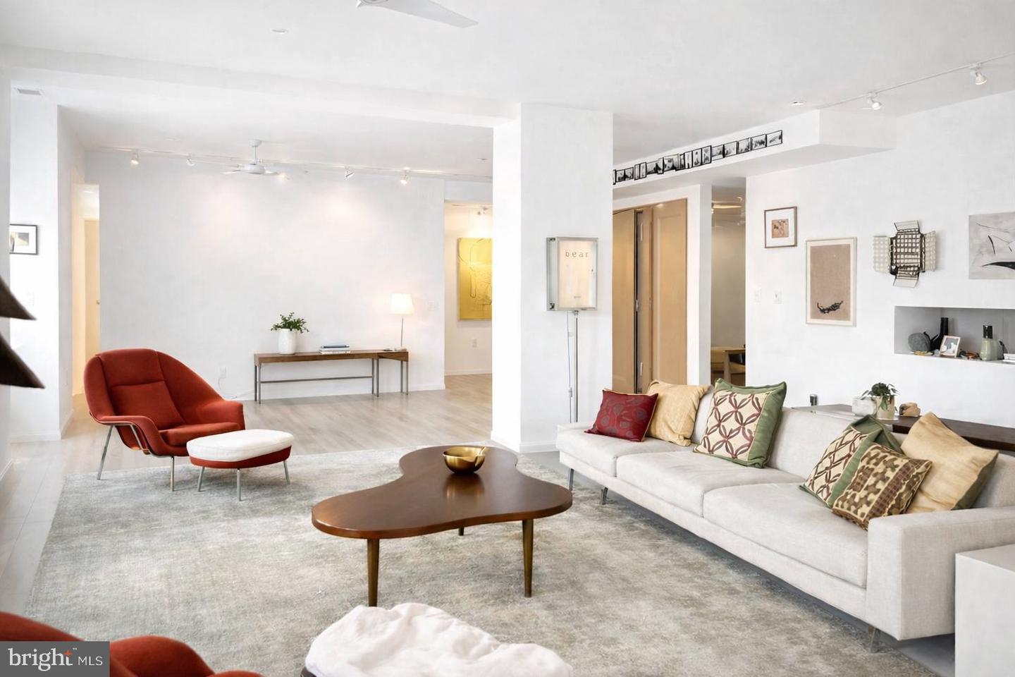 1600 Arch St #1809 — photo