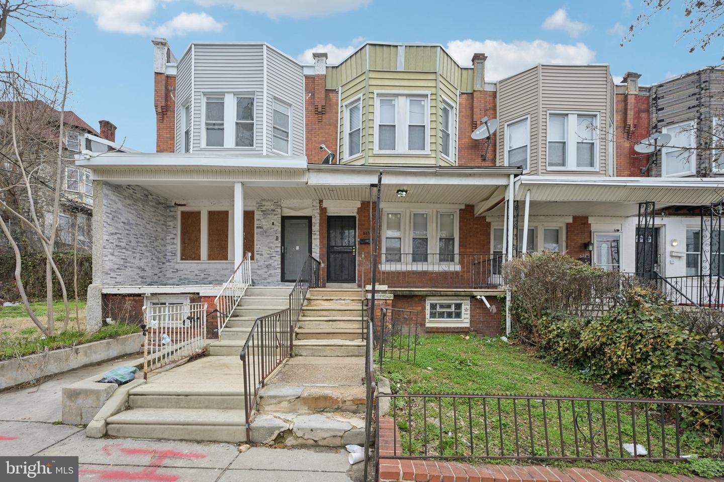 6231 Lansdowne Ave — photo