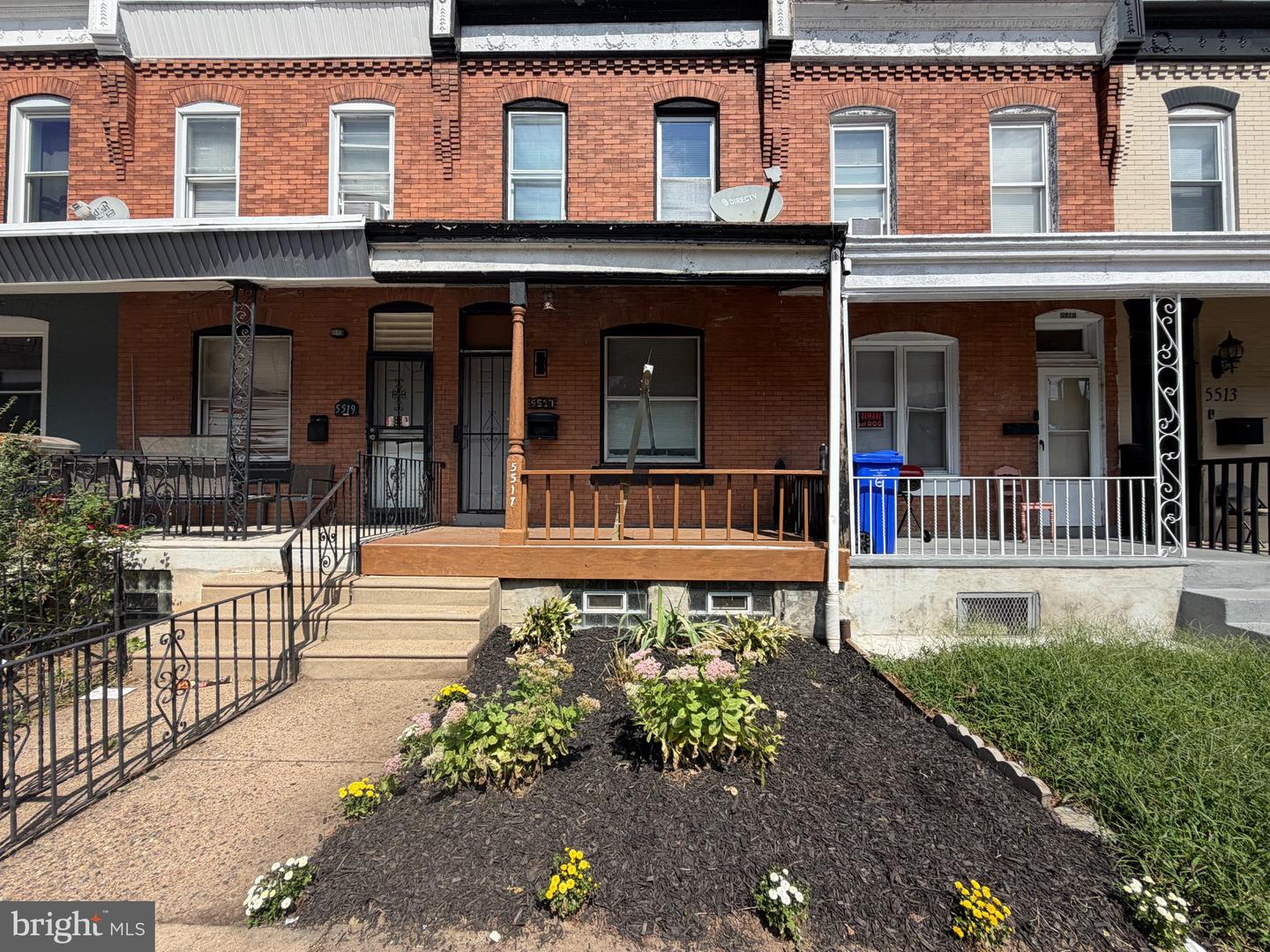 5517 Bloyd St — photo