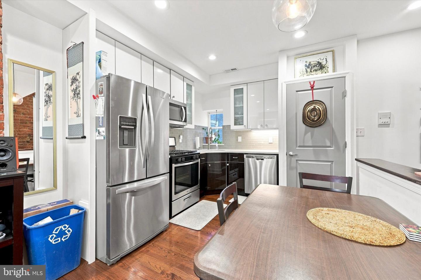 1517 Cambridge St #2 — photo