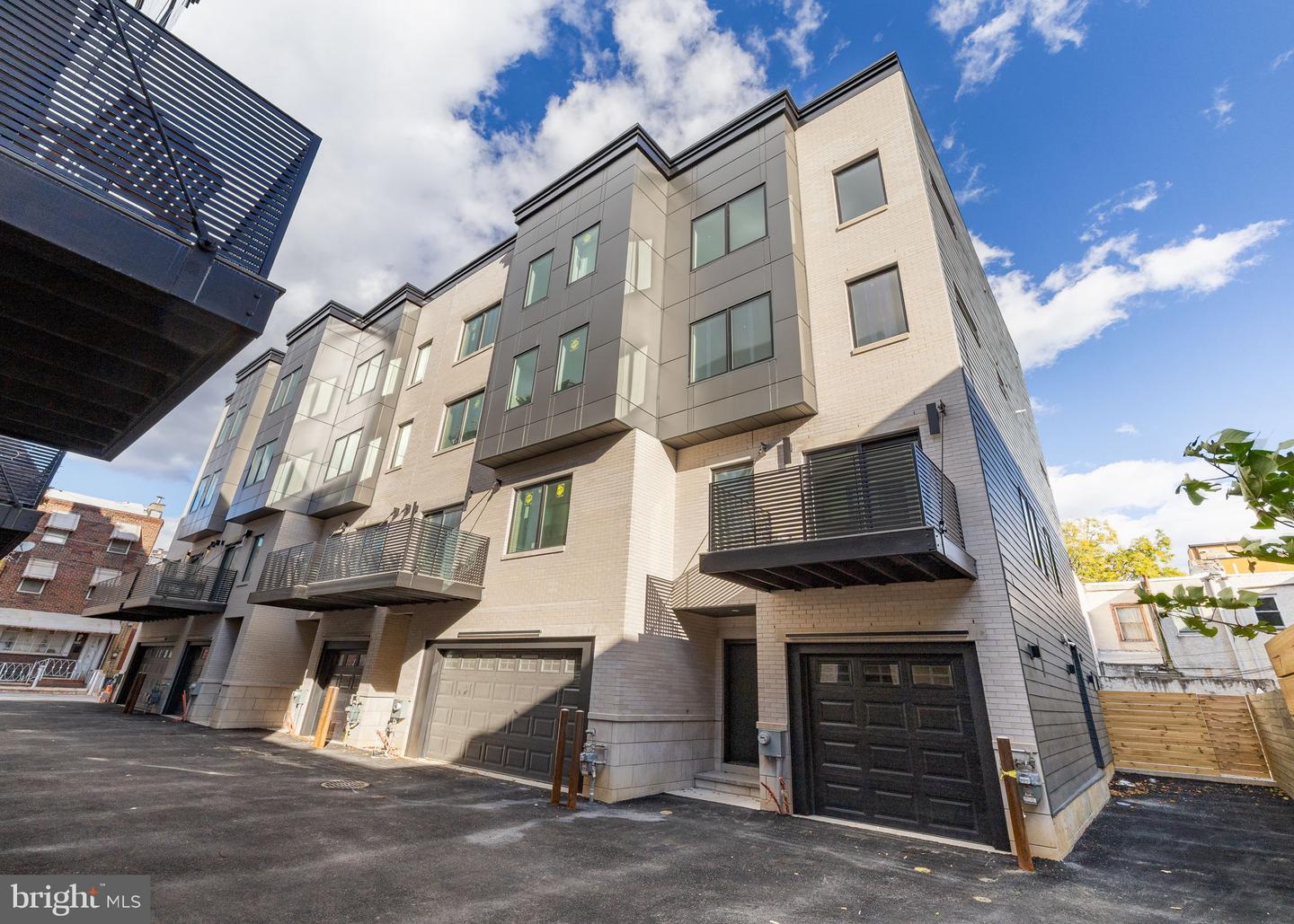 706 Latona St #F — photo