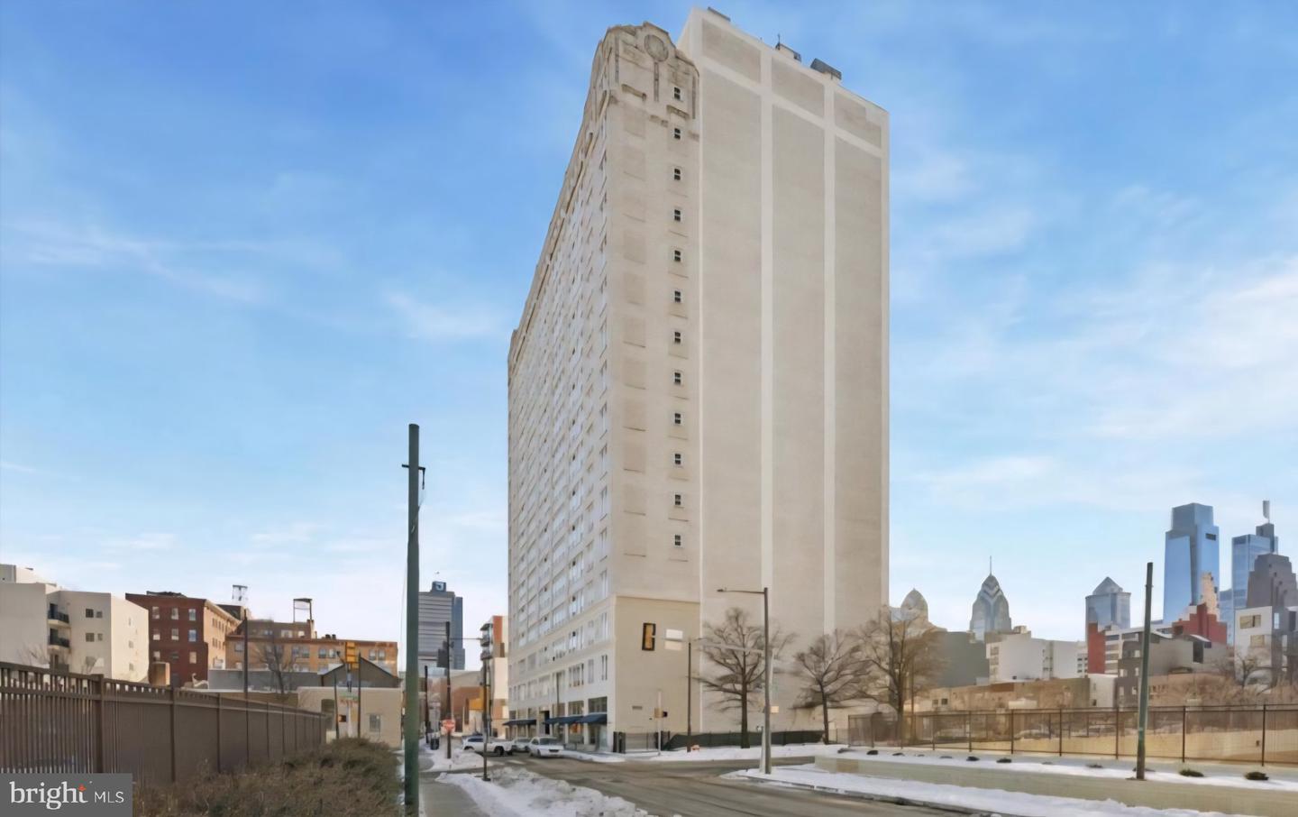 1100 Vine St #P301 — photo