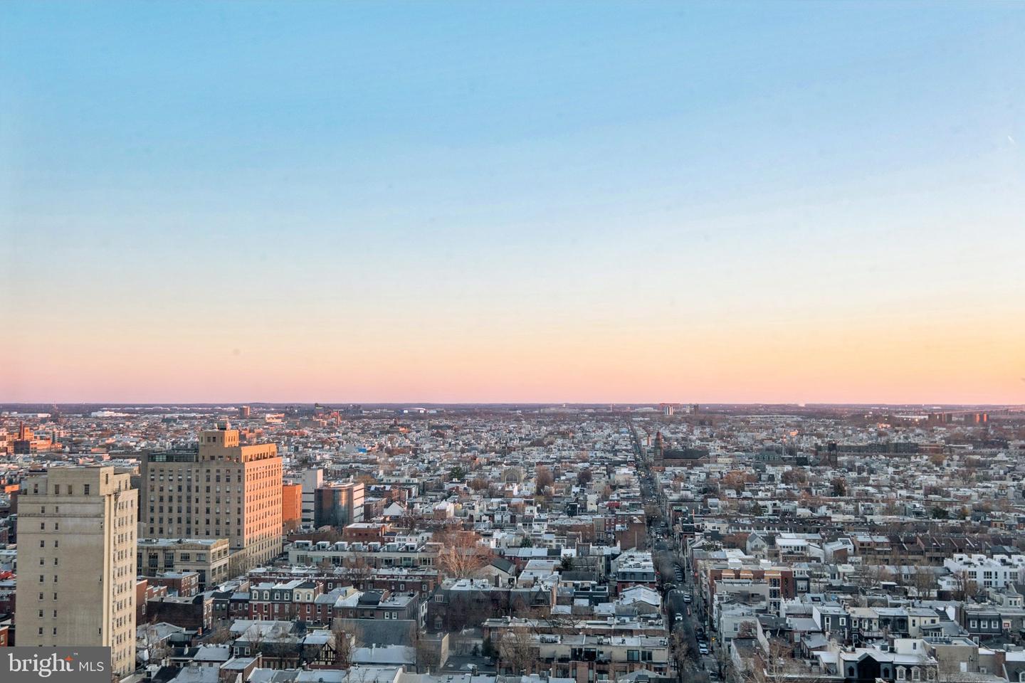 224-30 W Rittenhouse Sq #2412-13 — photo