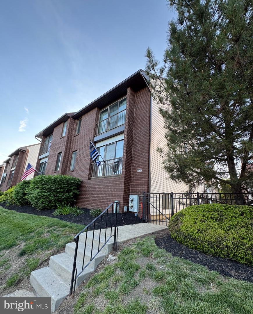9538 State Road #B, Philadelphia, PA 19114 — photo 2