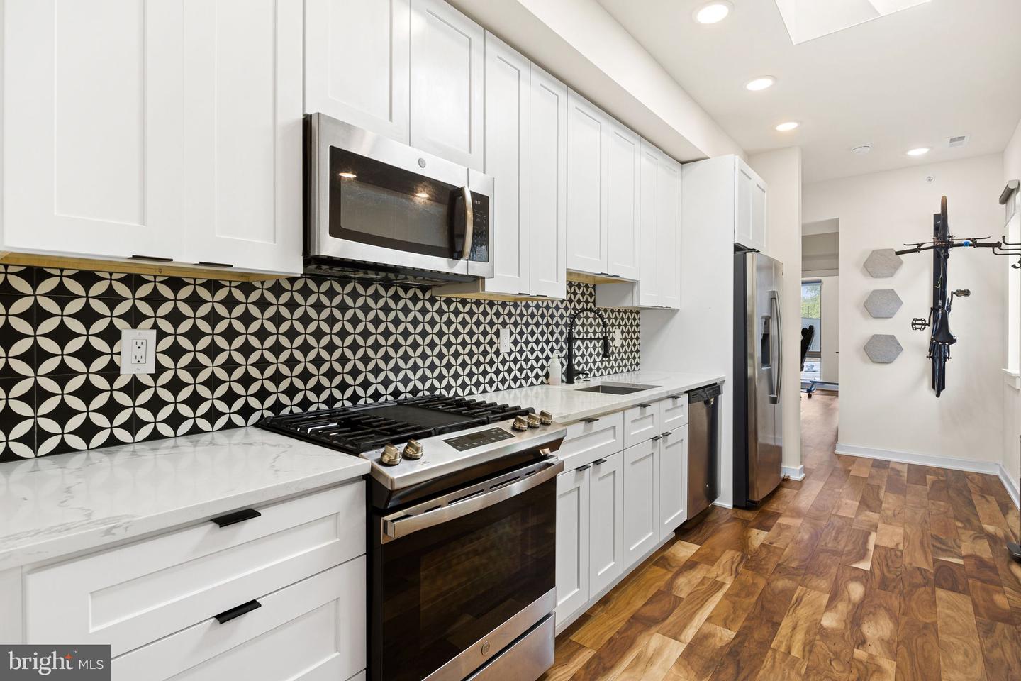 318 N Preston St #3 — photo