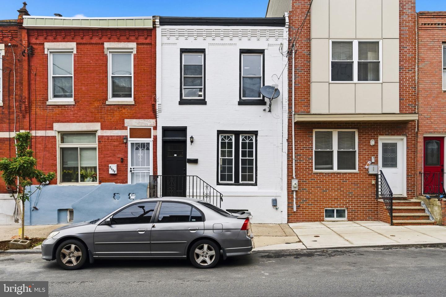2115 Reed Street, Philadelphia, PA 19146
