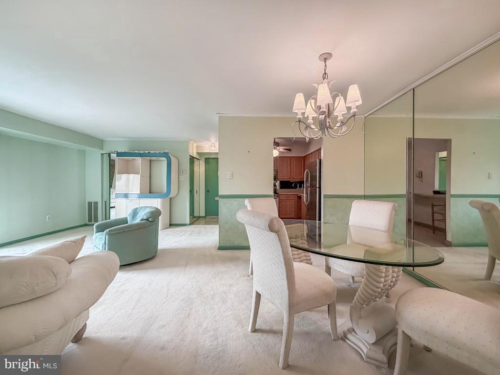 44303-00 Delaire Landing Rd #303 — photo