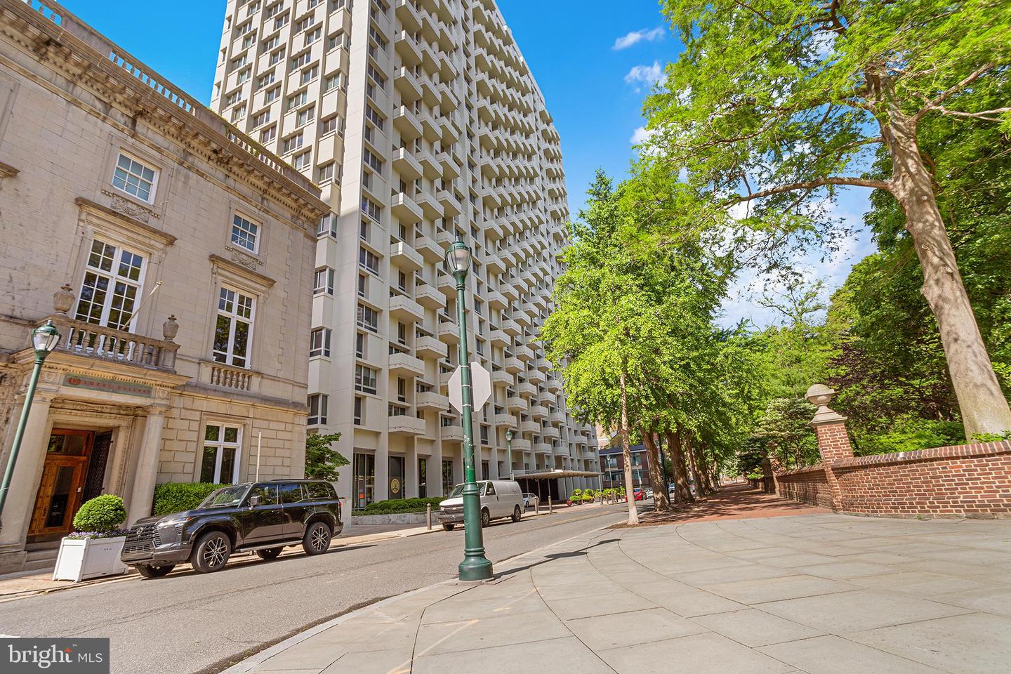 604-36 S Washington Sq #2311 — photo