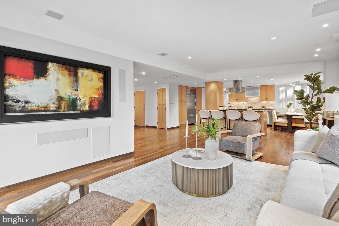 220 W Rittenhouse Sq #18a — photo
