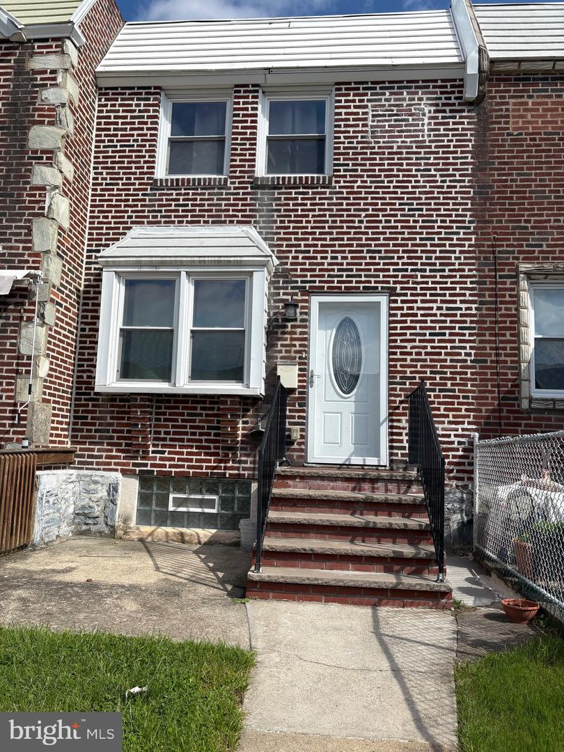 7151 Akron St — photo