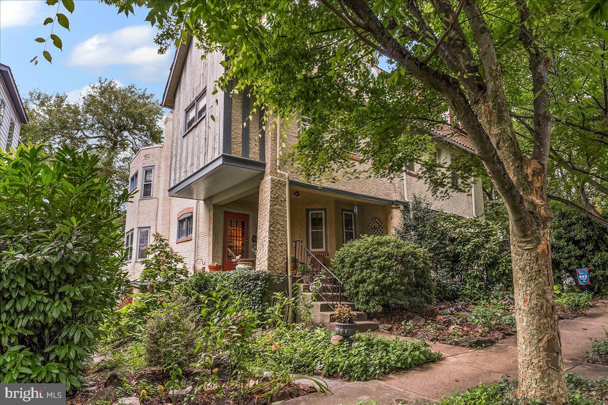 520 Burnham Road, Philadelphia, PA 19119