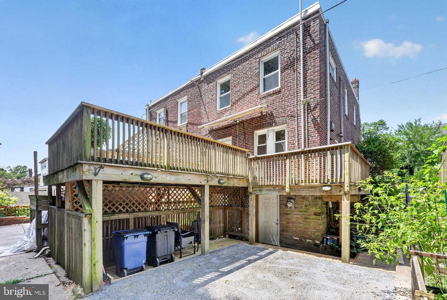 140 Rochelle Avenue, Philadelphia, PA 19128 — photo 2