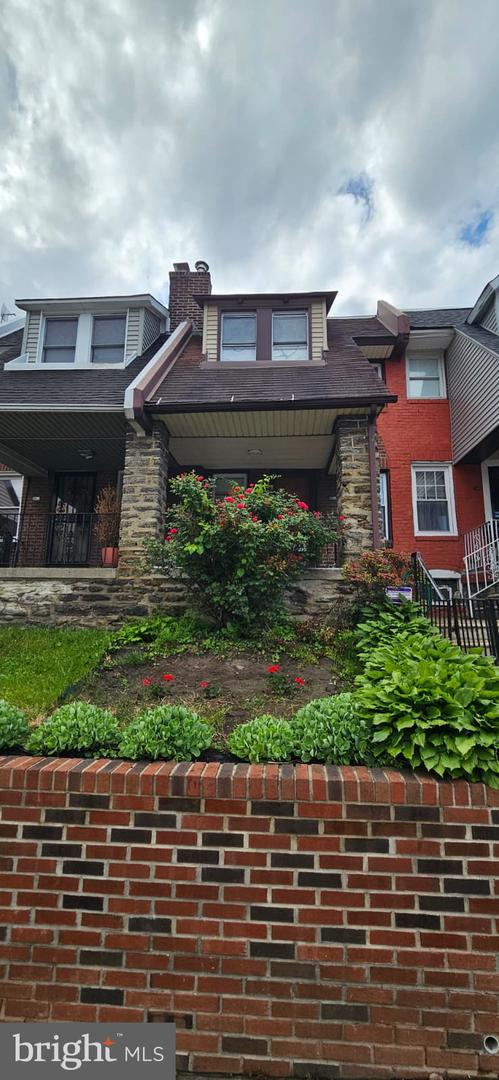 740 W Fisher Ave — photo