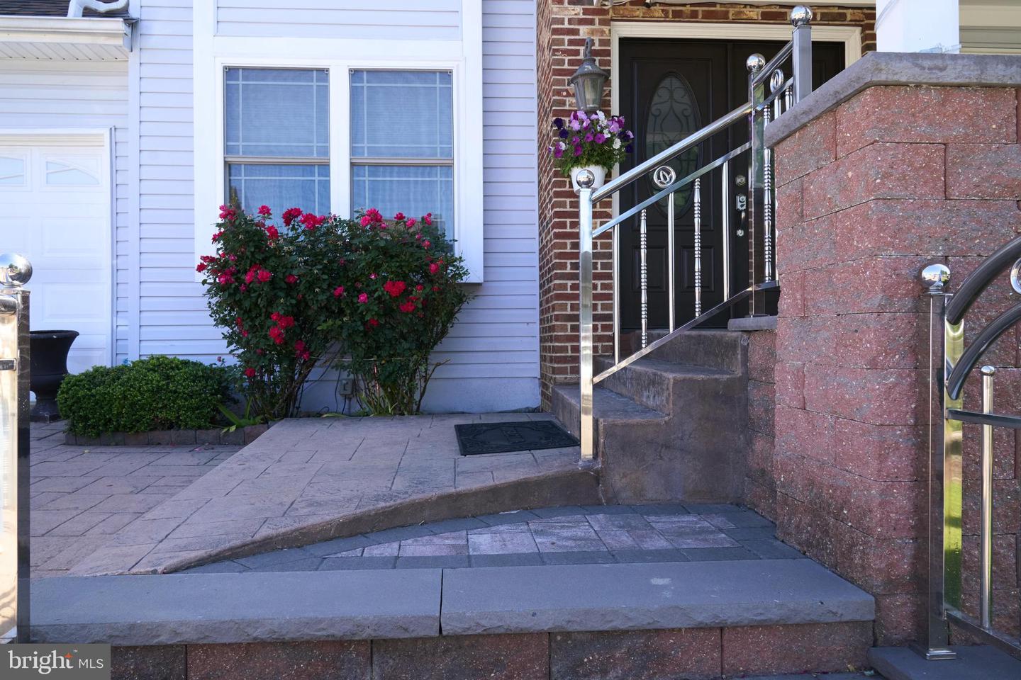 8905-00 Springview Rd, Philadelphia, PA 19115 — photo 3