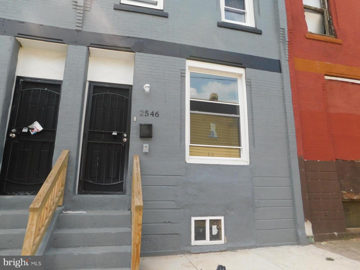 2546 N Sydenham St — photo