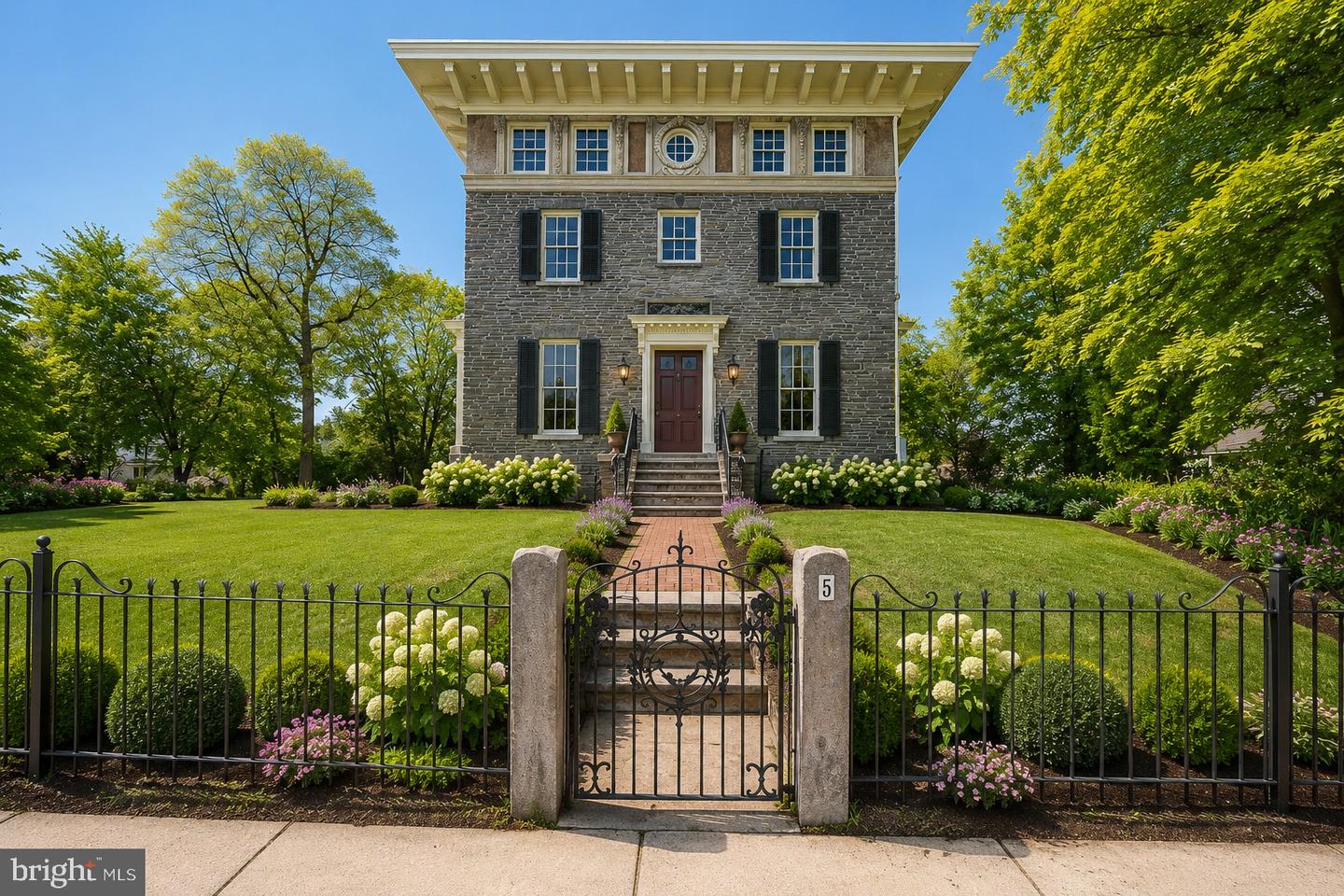 5 E Chestnut Hill Ave — photo
