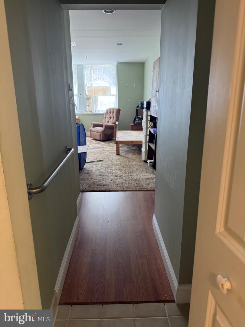 1100 Vine St #P104 — photo