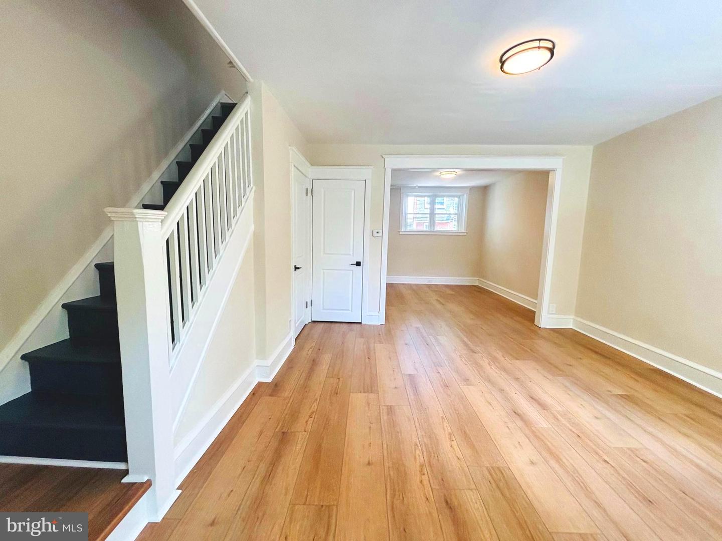 923 Edgemore Road, Philadelphia, PA 19151