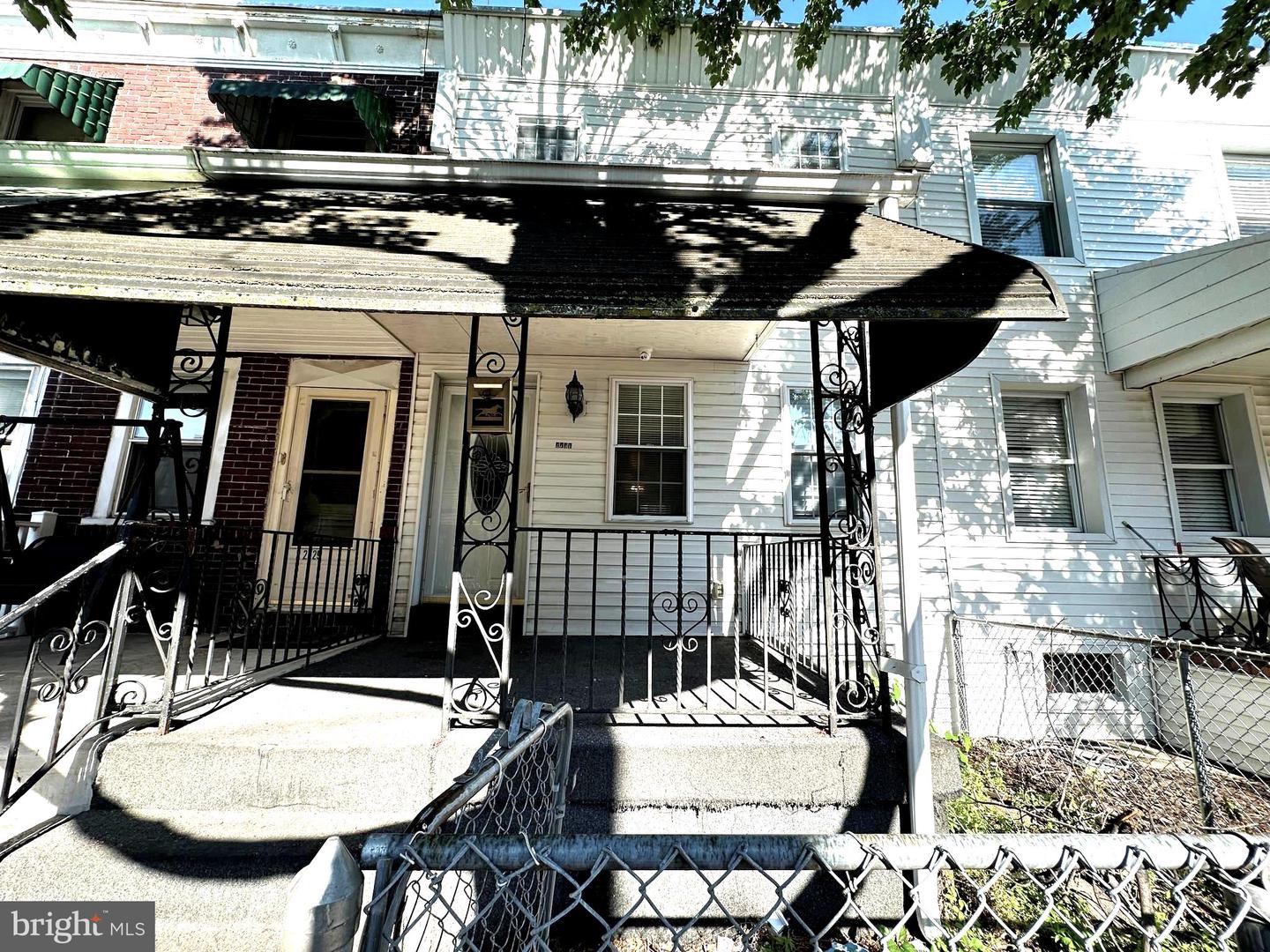 2731 S Fairhill St — photo