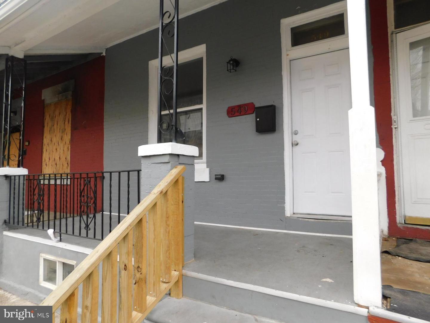 549 N Creighton St — photo