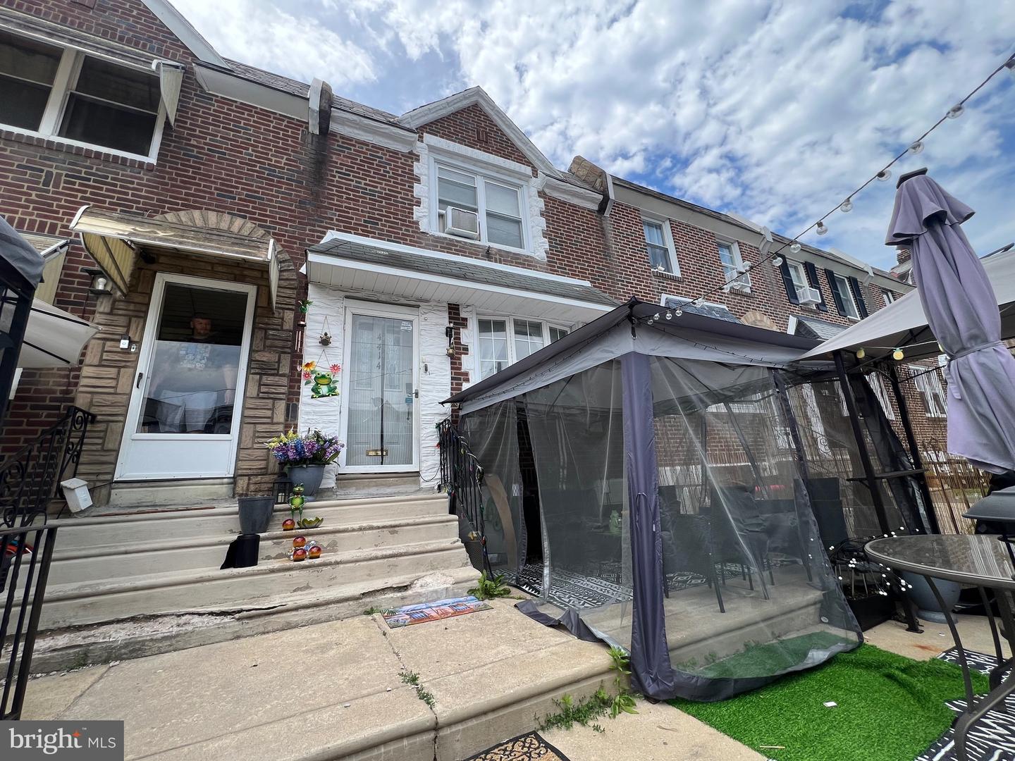 4414 Loring St — photo