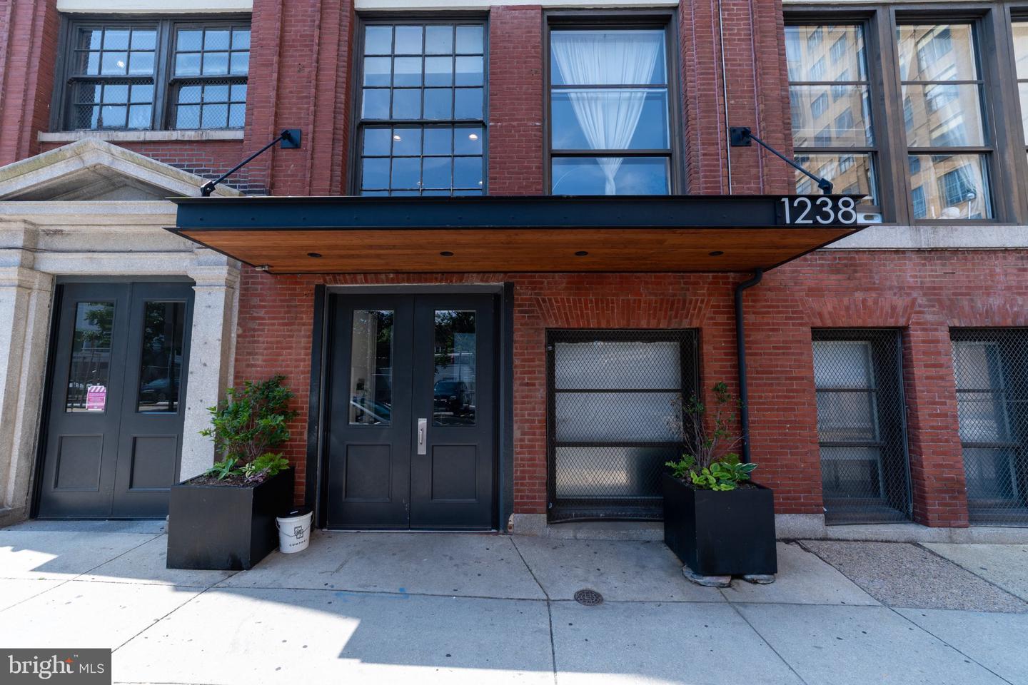 1238 Callowhill St #101 — photo